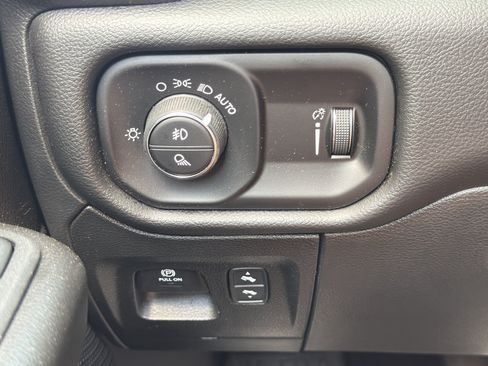 Used 2026 RAM 1500 Big Horn AWD/4WD image 10