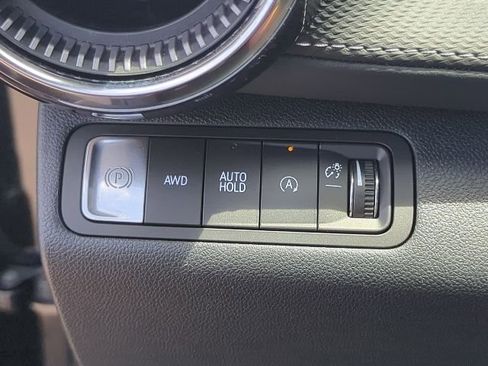 Used 2026 Chevrolet Equinox LT AWD/4WD image 33