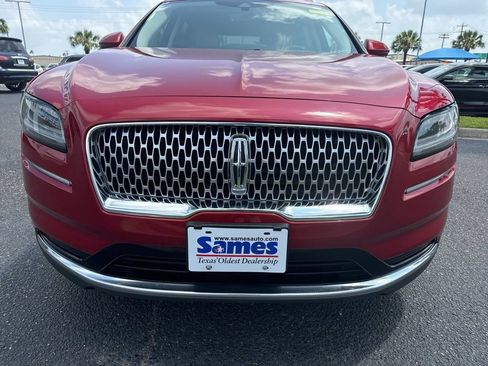 Used 2021 Lincoln Nautilus FWD w/ Equipment Group 101A image 7