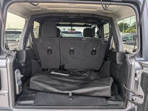 Used 2020 Jeep Wrangler Unlimited Sport S AWD/4WD image 23