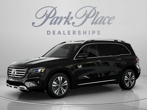 Certified 2026 Mercedes-Benz GLB 250 image 2