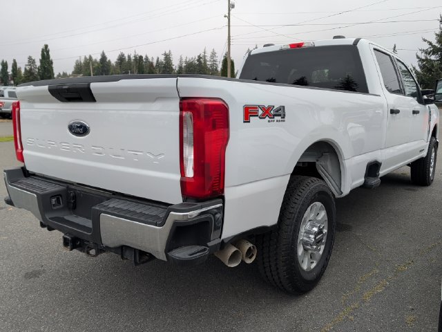 Used 2024 Ford F350 XLT w/ FX4 Off-Road Package AWD/4WD image 3