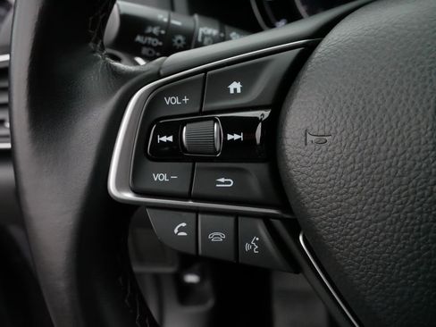 Used 2019 Honda Accord EX-L image 26