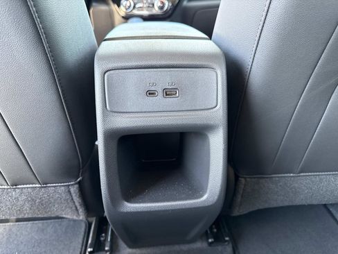 Used 2025 Chevrolet Trax LT w/ Driver Confidence Package image 30