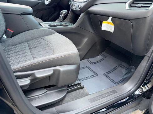 Used 2023 Chevrolet Equinox LT FWD image 23