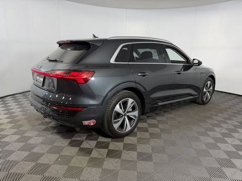 Used 2024 Audi Q8 e-tron Premium Plus w/ Premium Plus Package AWD/4WD image 5