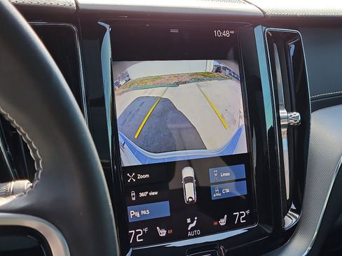 Used 2021 Volvo XC60 T6 R-Design image 19