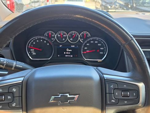 Used 2021 Chevrolet Tahoe Z71 w/ Z71 Signature Package AWD/4WD image 18