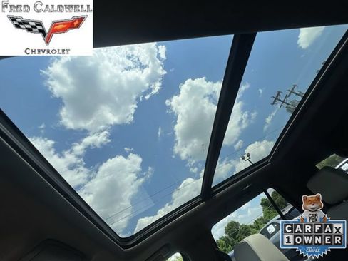 Certified 2021 Chevrolet Tahoe Z71 w/ Z71 Off-Road Package AWD/4WD image 24