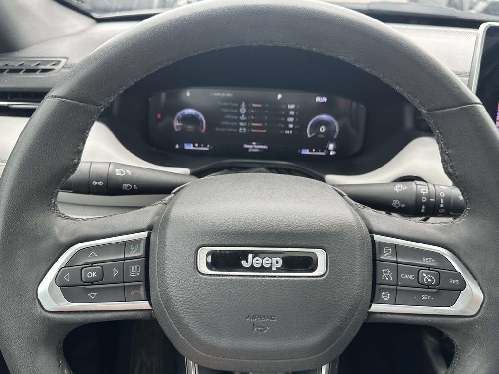 Used 2023 Jeep Compass Limited w/ Elite Group AWD/4WD image 22