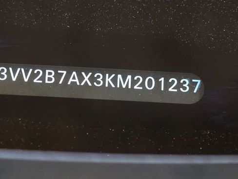 Used 2019 Volkswagen Tiguan SE w/ Panoramic Sunroof Package AWD/4WD image 30