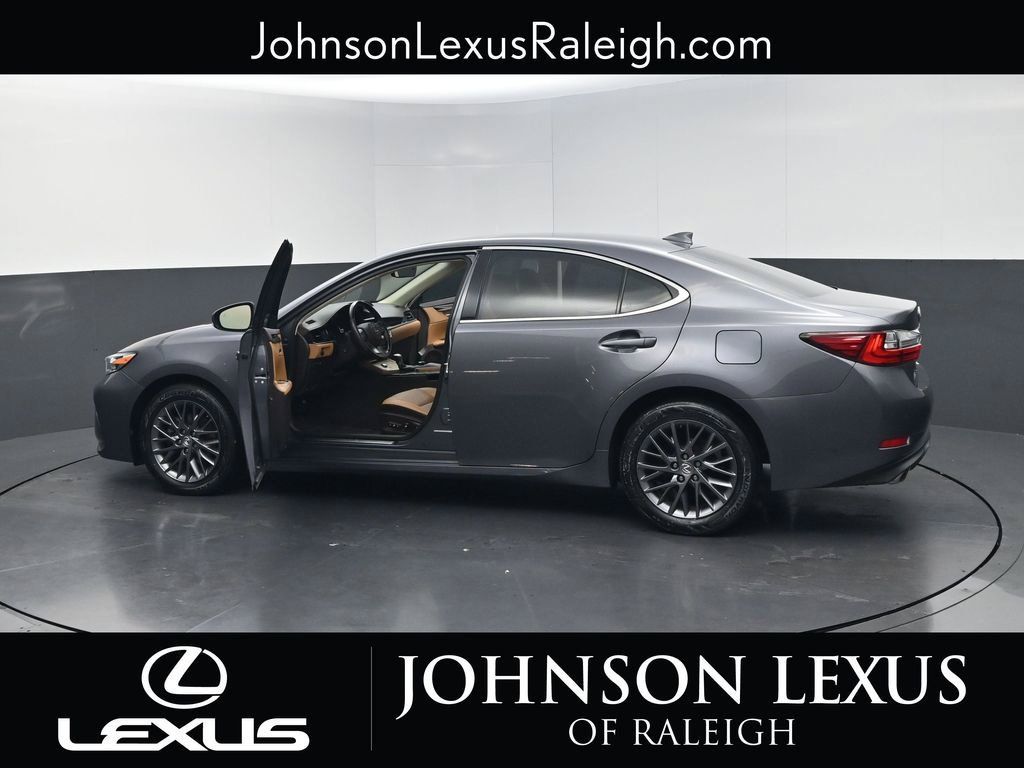Used 2018 Lexus ES 350 w/ Premier Package FWD image 36