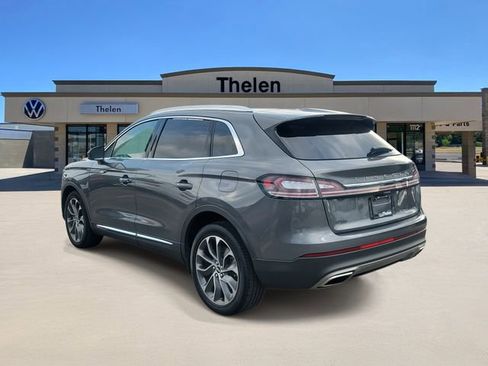 Used 2022 Lincoln Nautilus Reserve w/ Luxury Package image 3