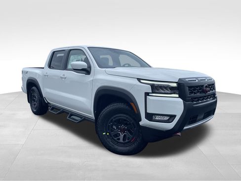 New 2026 Nissan Frontier Pro-X w/ Tow Package RWD image 2