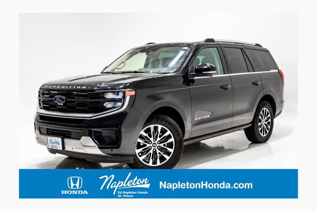 Used 2025 Ford Expedition Platinum AWD/4WD image 1