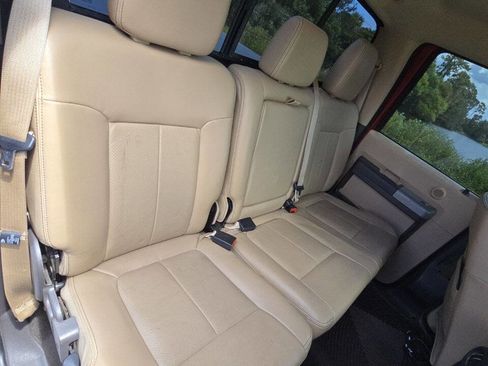 Used 2015 Ford F350 Lariat w/ Chrome Package image 27