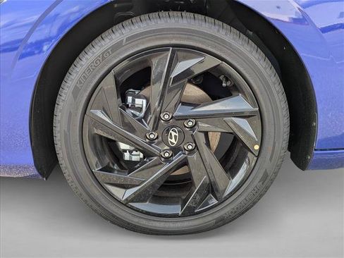 Used 2026 Hyundai Elantra SEL Sport Premium FWD image 9