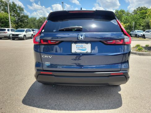 Used 2024 Honda CR-V EX-L image 5
