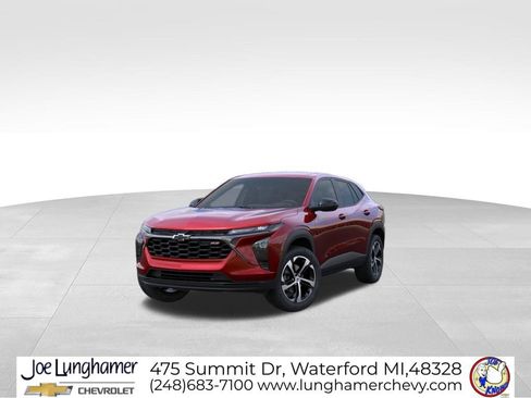 New 2026 Chevrolet Trax RS FWD image 8