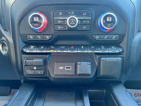 Used 2021 GMC Sierra 2500 Denali w/ Denali Ultimate Package image 48