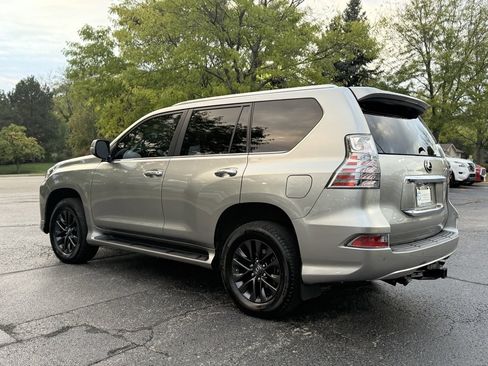 Used 2023 Lexus GX 460 Premium image 14