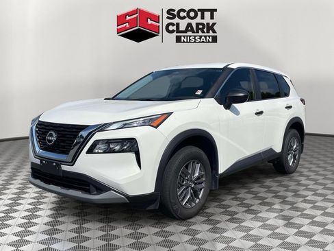 Used 2023 Nissan Rogue S AWD/4WD image 3