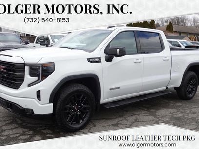 Used 2025 GMC Sierra 1500 Elevation w/ Elevation Premium Package
