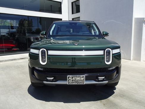 Used 2024 Rivian R1S Adventure AWD/4WD image 3