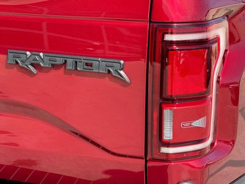 Used 2017 Ford F150 Raptor w/ Equipment Group 802A Luxury image 34