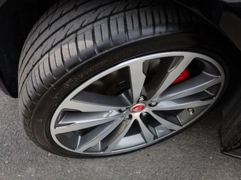 Used 2018 Jaguar XF S AWD/4WD image 78