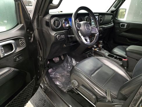 Certified 2021 Jeep Wrangler Unlimited Sahara image 15