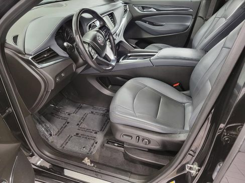 Used 2024 Buick Enclave Essence w/ Sport Touring Edition image 9