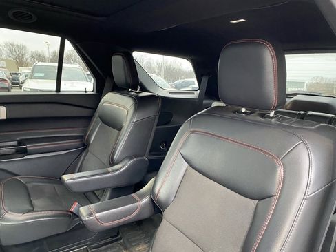 Used 2022 Ford Explorer ST-Line w/ Class IV Trailer Tow Package image 22