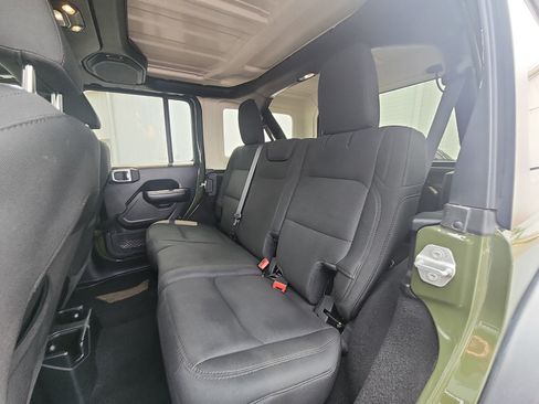 Used 2021 Jeep Wrangler Unlimited Sport AWD/4WD image 22