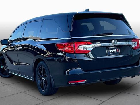Used 2018 Honda Odyssey Elite image 10
