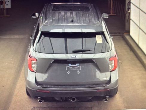 Used 2024 Ford Explorer ST-Line w/ Class IV Trailer Tow Package image 19