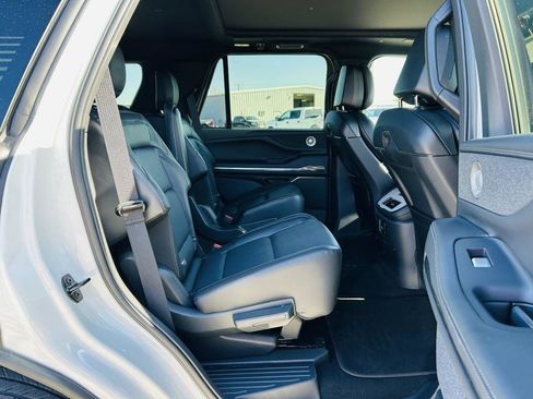 New 2025 Lincoln Navigator Reserve w/ Jet Appearance Package image 44