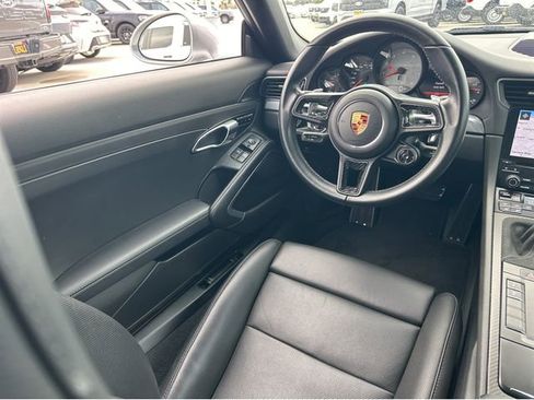 Used 2017 Porsche 911 Carrera S image 12