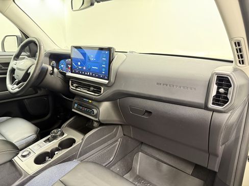 Used 2025 Ford Bronco Sport Outer Banks w/ Outer Banks Tech Package+ image 31