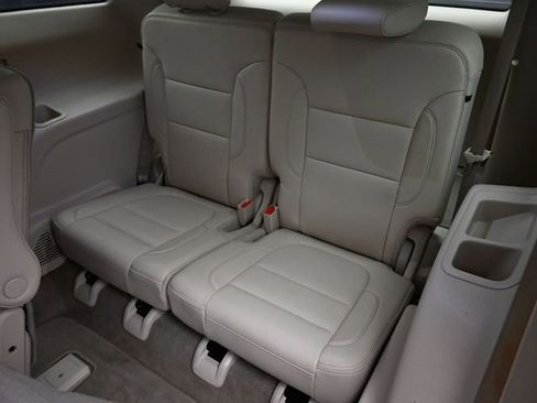 Used 2023 GMC Acadia Denali AWD/4WD image 18