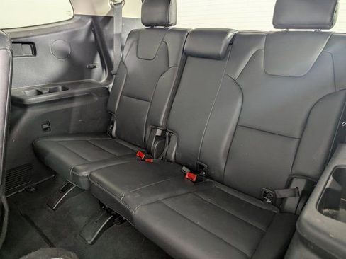 Used 2022 Kia Telluride EX w/ EX Premium Package AWD/4WD image 18