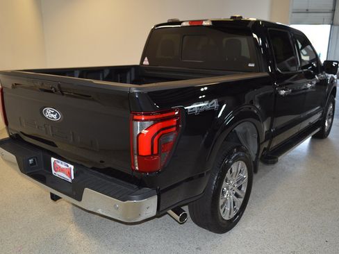 Used 2025 Ford F150 Lariat w/ Equipment Group 501A Mid AWD/4WD image 3