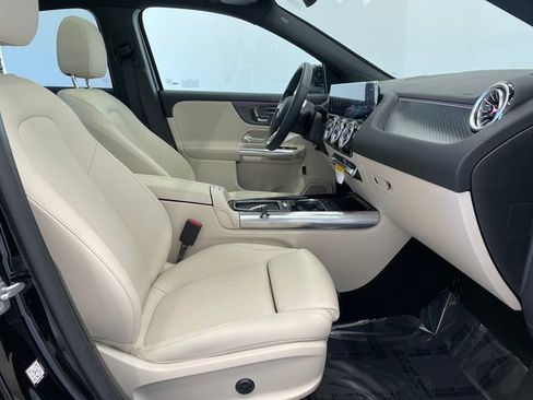 New 2026 Mercedes-Benz GLA 250 image 17
