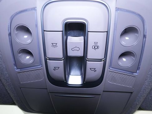 Used 2019 Hyundai Santa Fe Limited AWD/4WD image 45