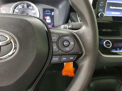 Used 2020 Toyota Corolla LE image 26