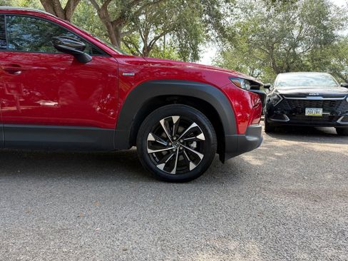 Used 2025 MAZDA CX-50 2.5 Hybrid w/ Premium Plus Pkg AWD/4WD image 17