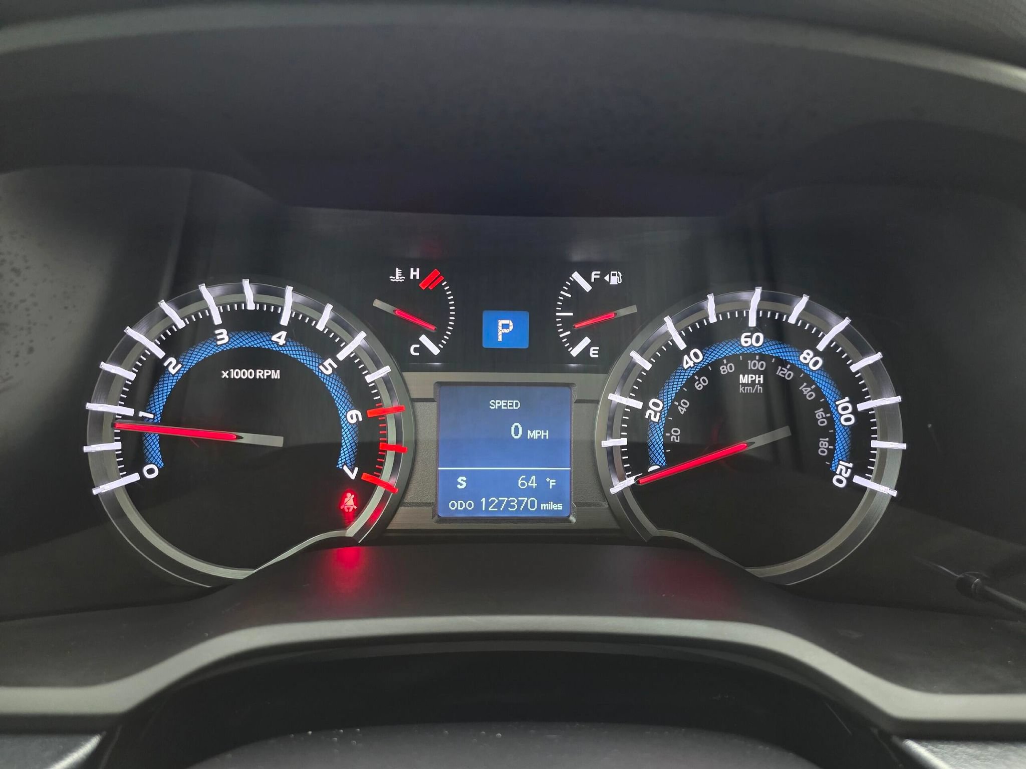 Used 2018 Toyota 4Runner SR5 AWD/4WD image 13