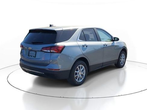 Used 2023 Chevrolet Equinox LT AWD/4WD image 3