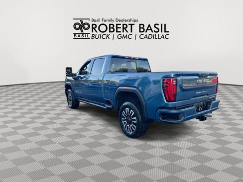 Used 2024 GMC Sierra 2500 Denali Ultimate w/ Snow Plow Prep/Camper Package AWD/4WD image 6