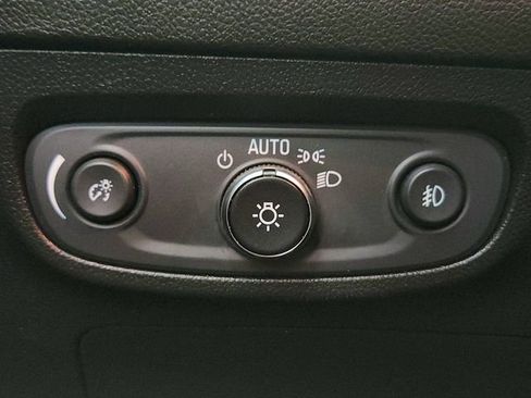 Used 2020 Buick Encore GX Essence w/ Advanced Technology Package AWD/4WD image 20